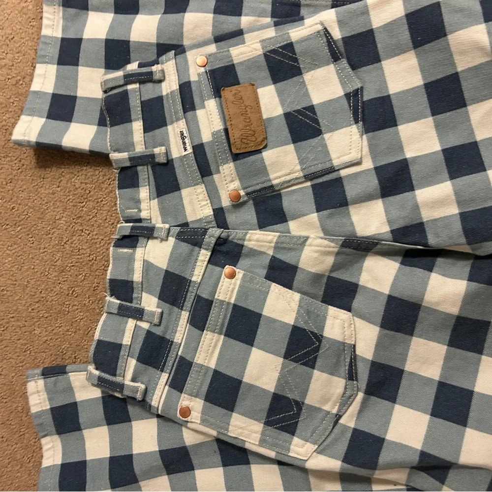 Wrangler Checkered Jeans - Picture 8 of 9